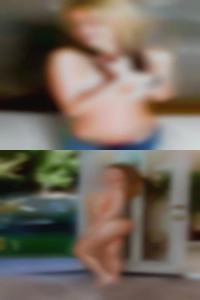 I love to draw women real swingers fucking and at club their curves.